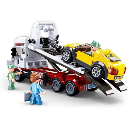 M38-B0879 - Tow truck with loading area